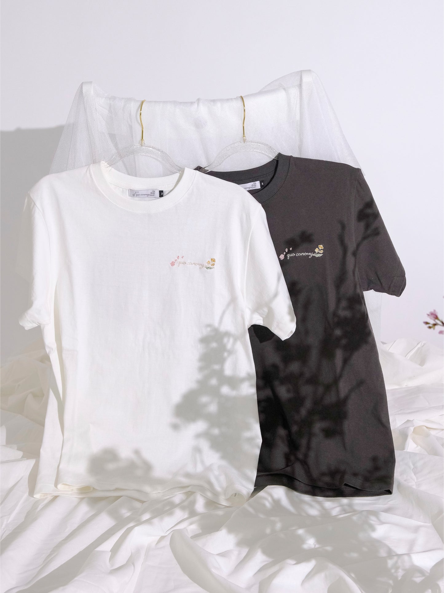 quo canorryロゴ刺繍半袖Tシャツ