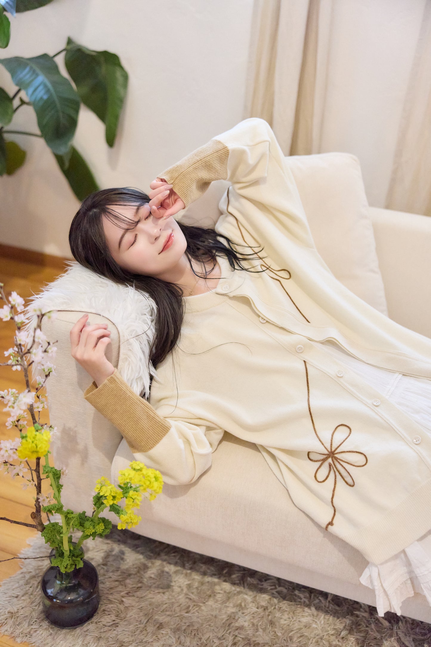 ラメフラワー刺繍2way配色カーディガン