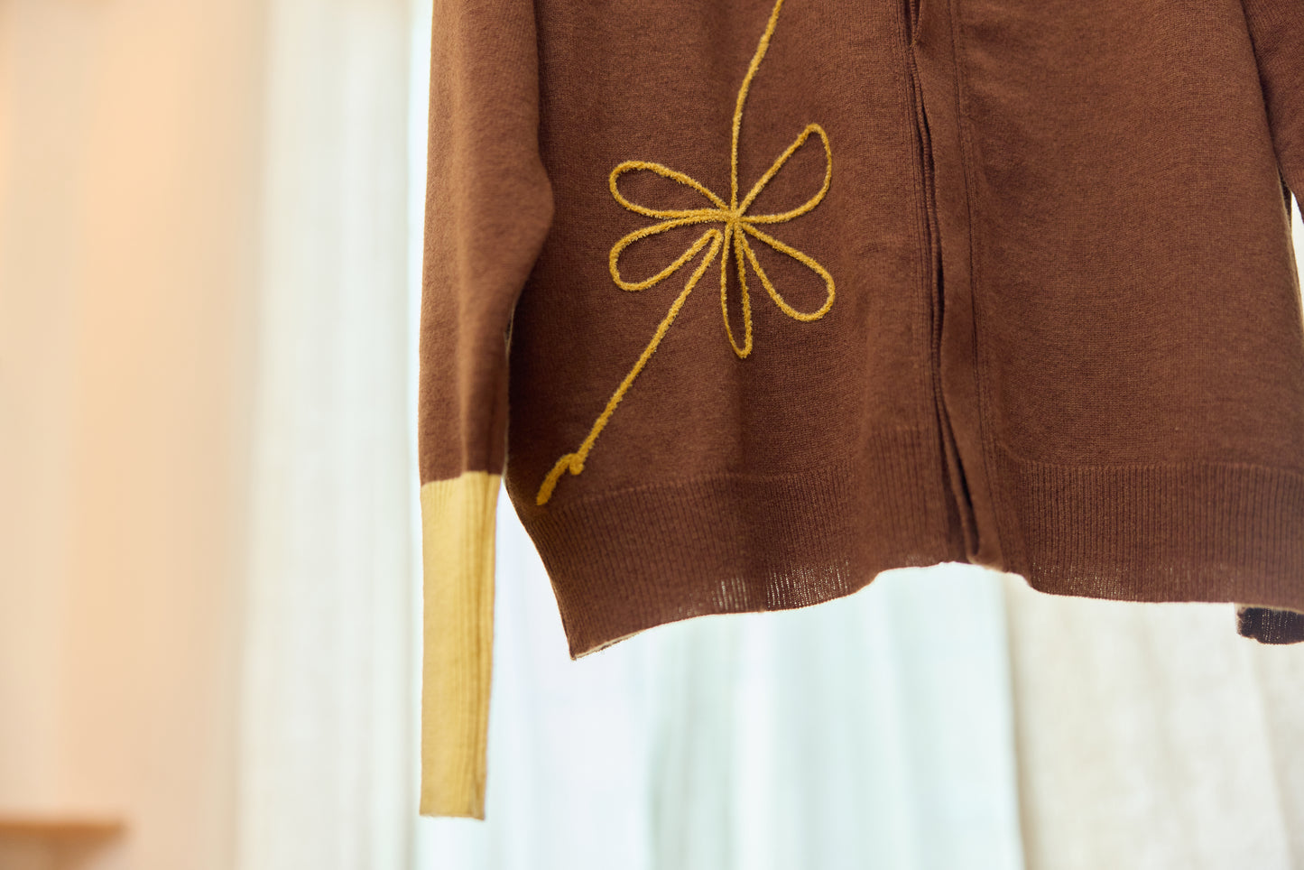 ラメフラワー刺繍2way配色カーディガン